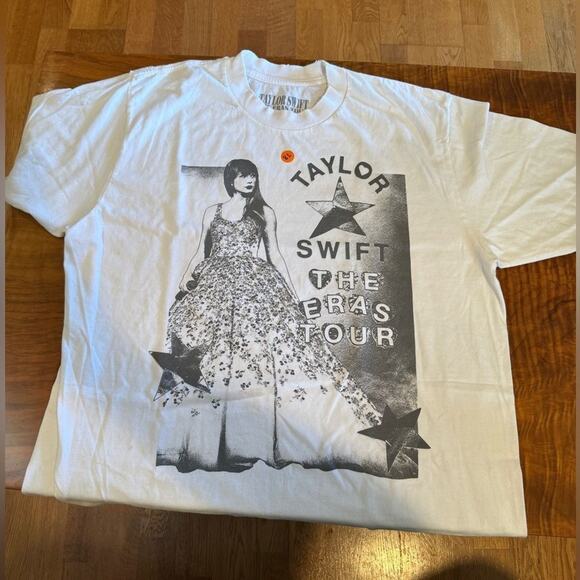 TAYLOR SWIFT The Eras Tour T-Shirt Official Merch, Speak Now Enchanted SOO - Picture 6 of 9